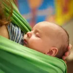 Marsupio per neonati, i motivi per sceglierlo