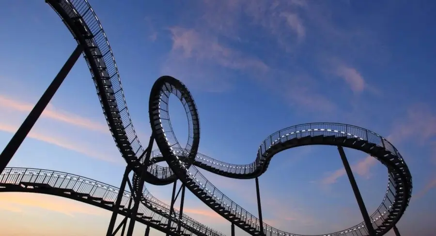 Viaggiare per divertirsi: le mete top per gli amanti dei parchi divertimento