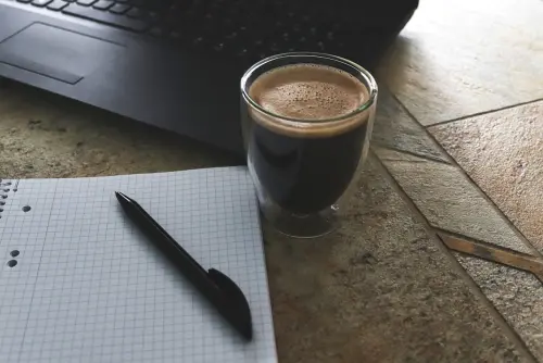 Come migliorare la concentrazione senza caffeina