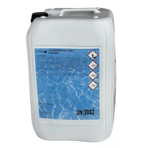 Manutenzione piscine, l’importanza di usare l’antialghe